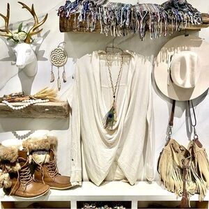 Lululemon cream twist & wrap knit sweater w cabin cottage lounge vibe